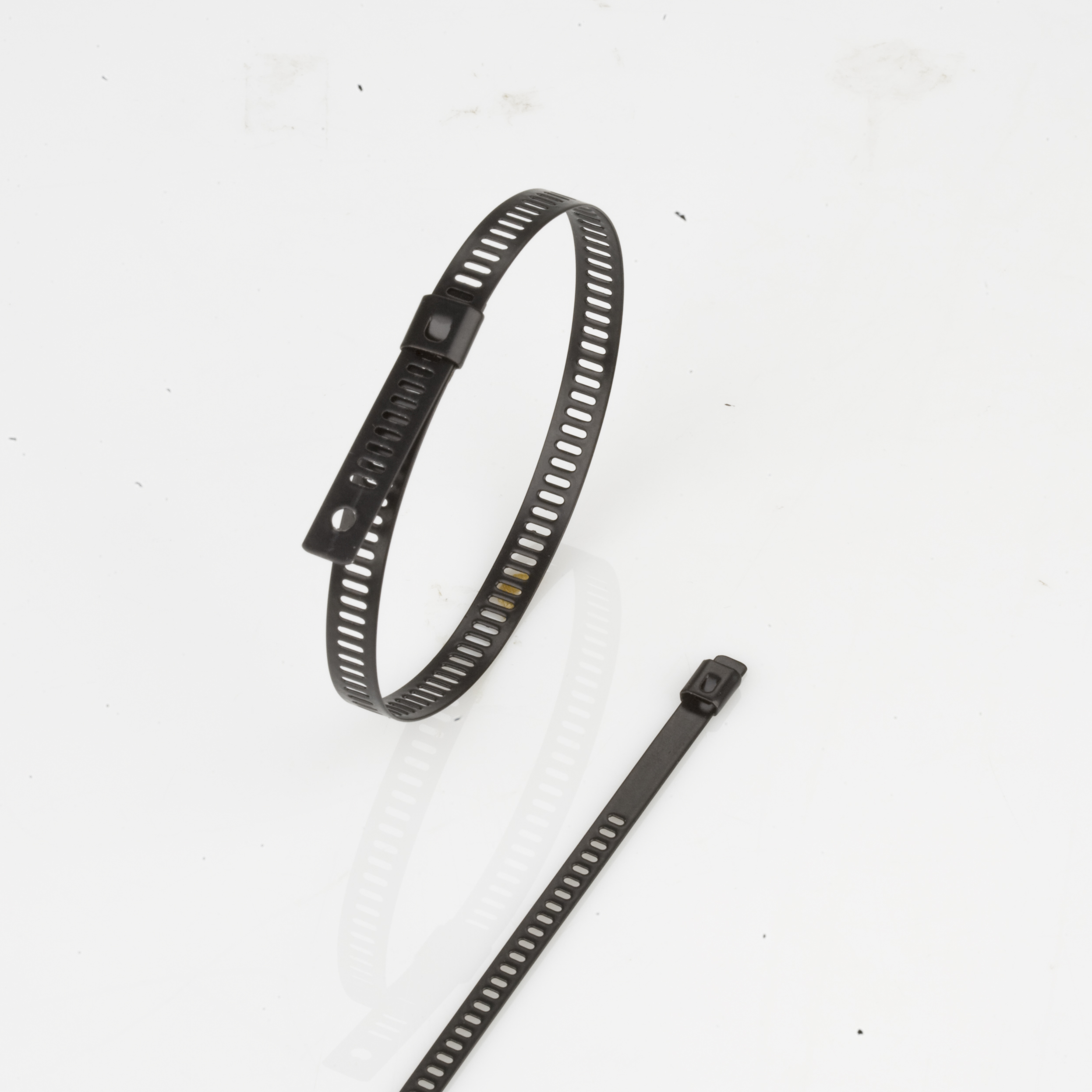 Rostfritt stål buntband - stege Single Lock Polyester Coated Band